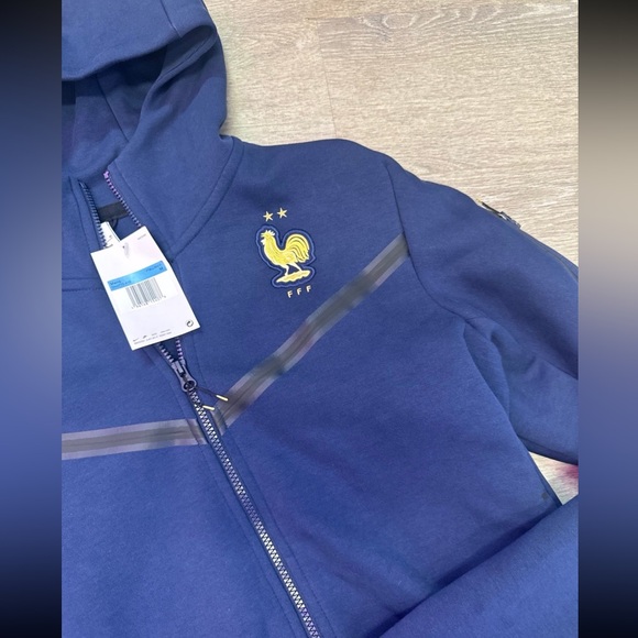 NWT Men's Nike Full-Zip Tech Fleece Hoodie - Picture 2 of 3